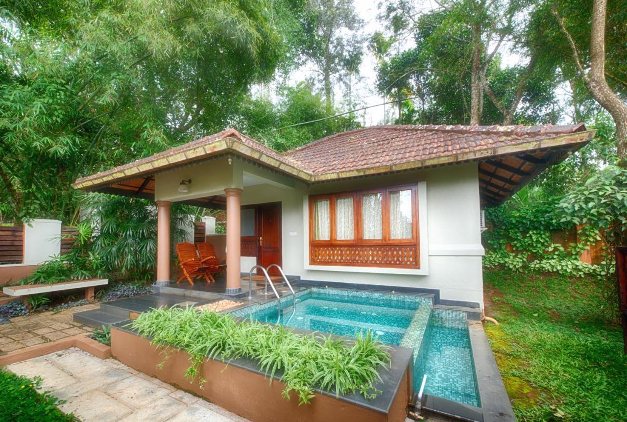 กรีนวูด รีสอร์ต เทกกาดี Hotel เทกคาดี ภายนอก รูปภาพ