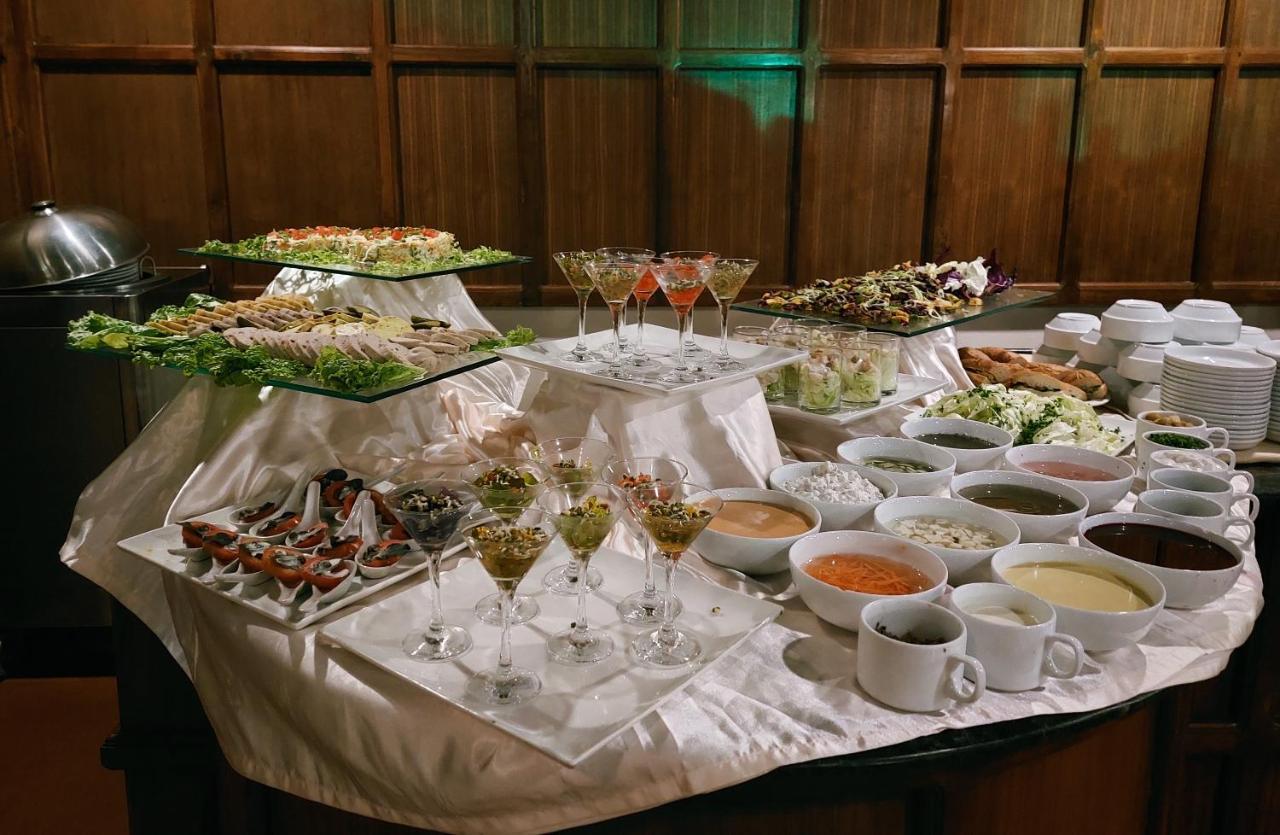 กรีนวูด รีสอร์ต เทกกาดี Hotel เทกคาดี ภายนอก รูปภาพ