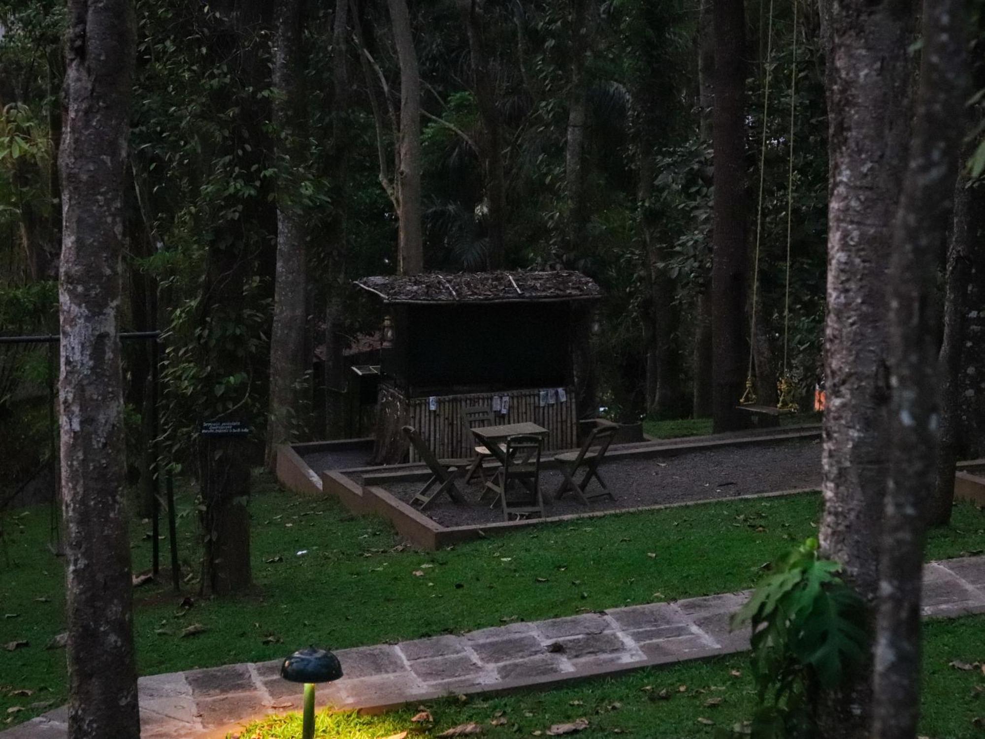 กรีนวูด รีสอร์ต เทกกาดี Hotel เทกคาดี ภายนอก รูปภาพ
