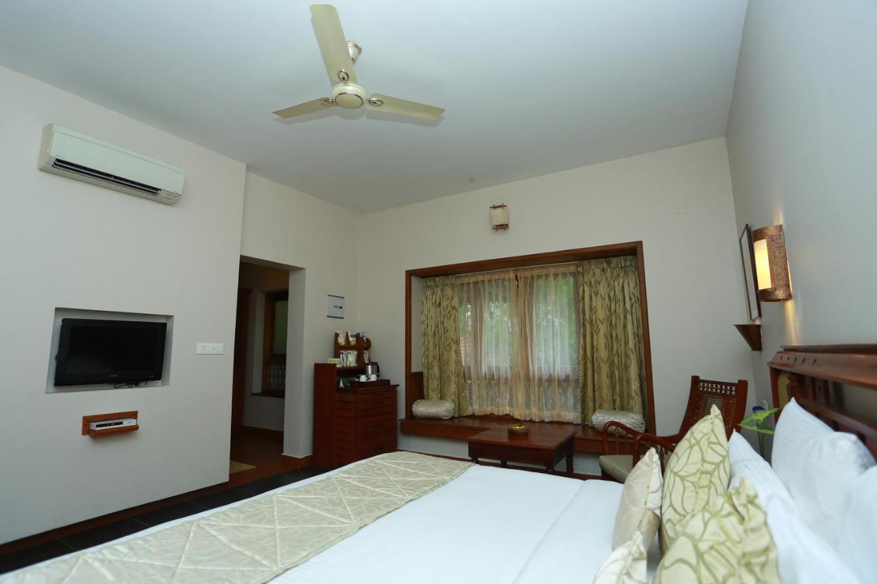 กรีนวูด รีสอร์ต เทกกาดี Hotel เทกคาดี ภายนอก รูปภาพ